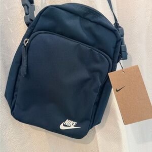 Nike Heritage Crossbody Bag Navy Brand New